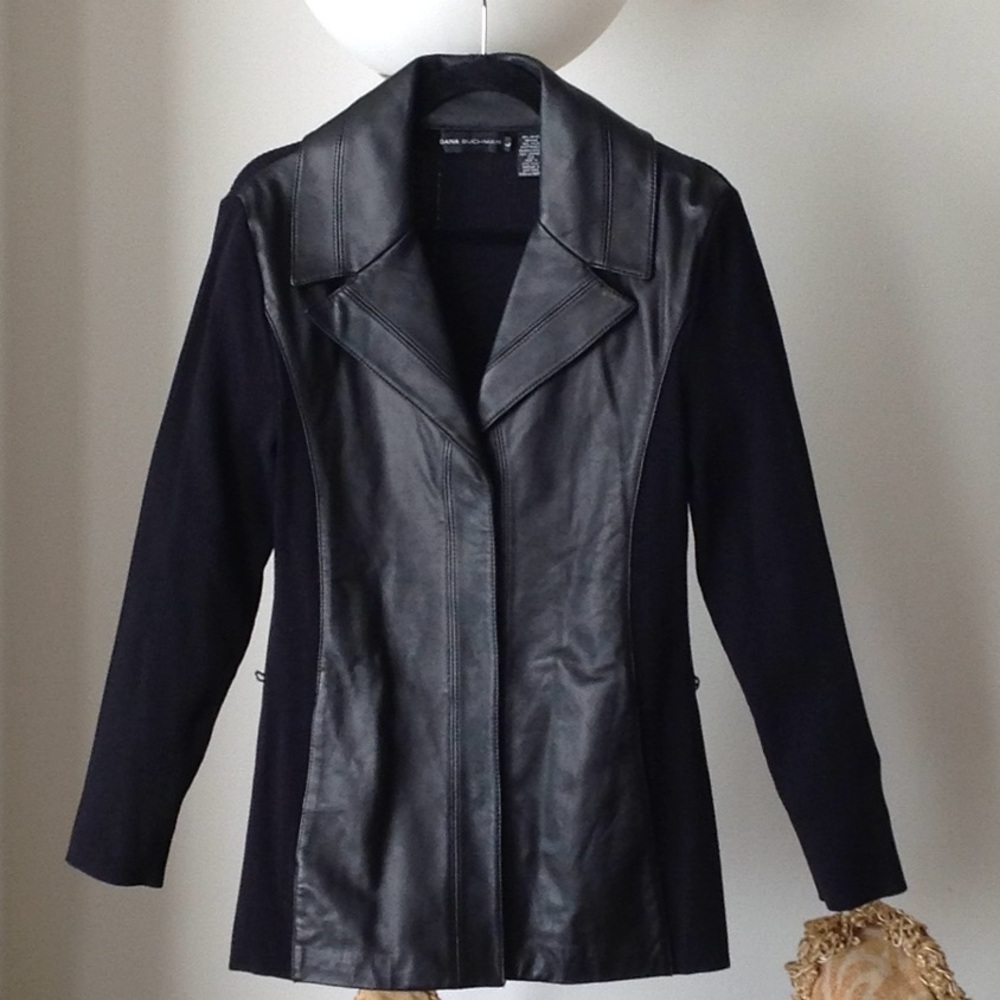 🔴 Dana Buchman - Leather & Knit Buttoned Jacket